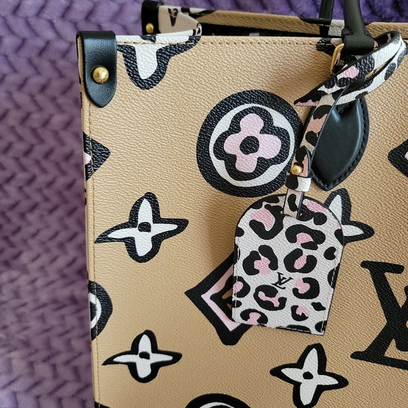Louis Vuitton Onthego GM Wild at Heart Arizona Large Bag Giant Flower Monogram - Picture 4 of 17